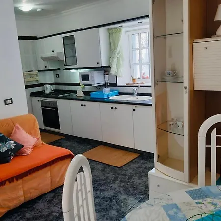 Vakantiehuis Comoda Casita Con Barbacoa, Buena Conexion Wifi *